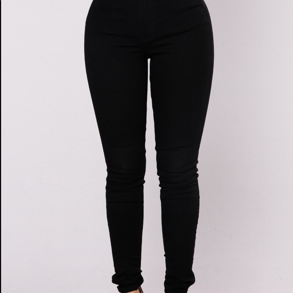 High Rise Jeans - Black - Picture 2 of 4